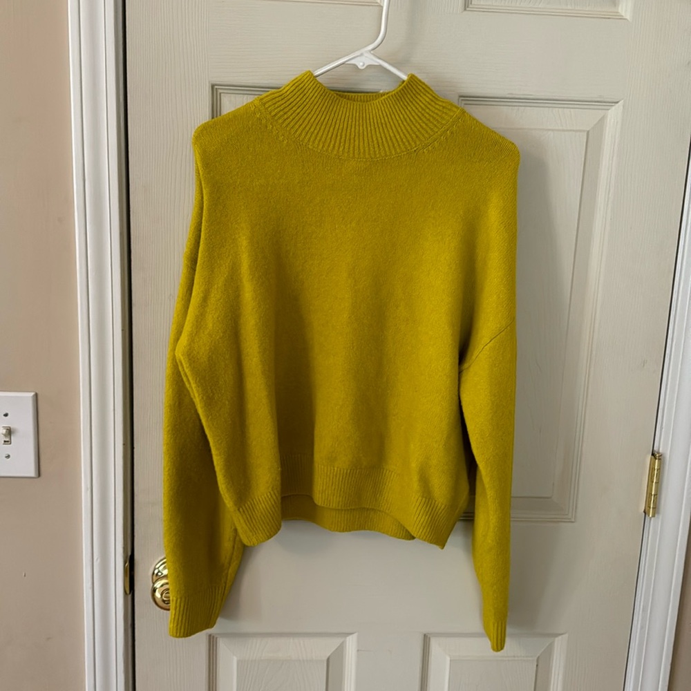HM Sweater